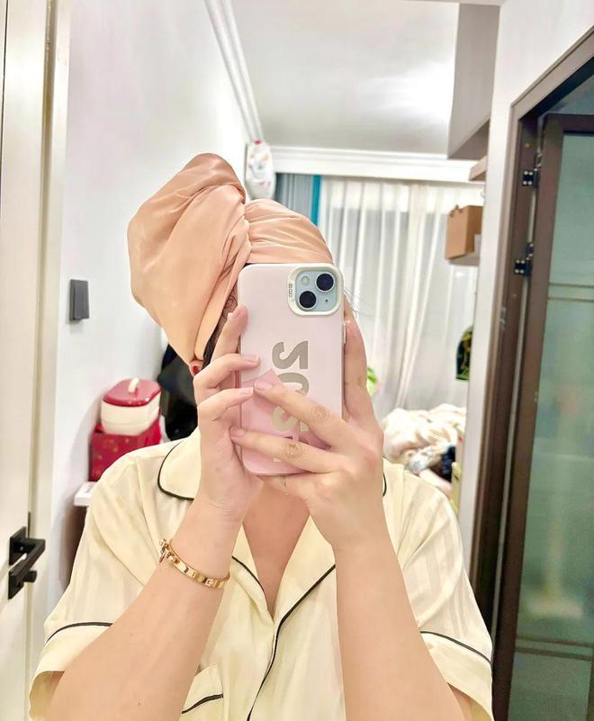 是吹干好？10分钟轻松养成女明星「绸缎发」mg不朽情缘游戏登录入口洗完头自然风干还(图11)